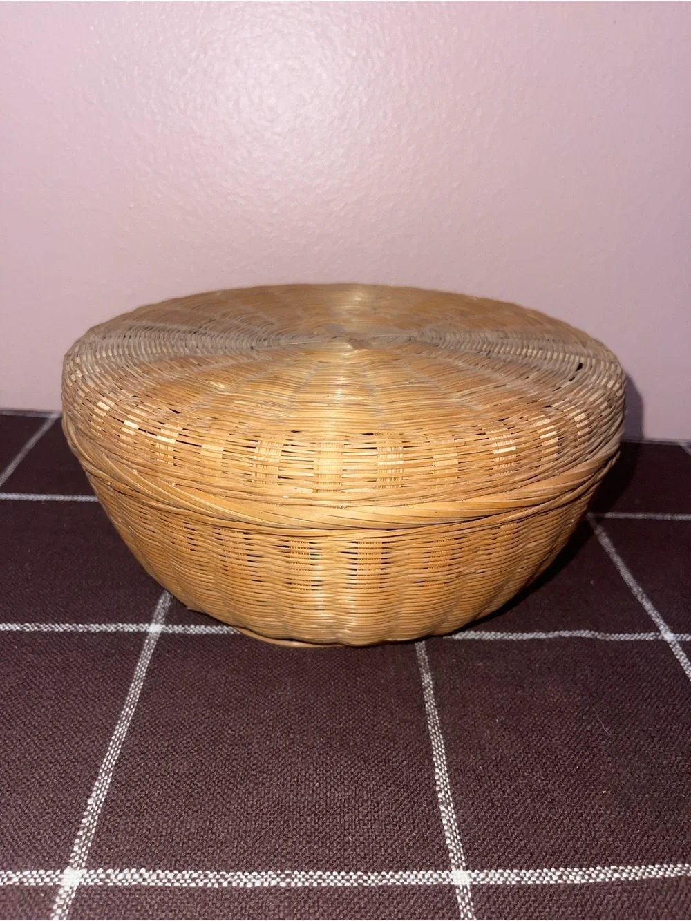 Handwoven Natural Wicker Storage Basket with Lid